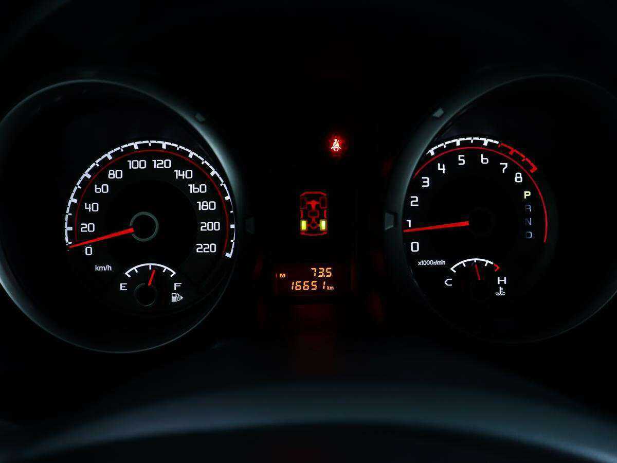 Mitsubishi Pajero с пробегом — 2019 год. Фото: #14