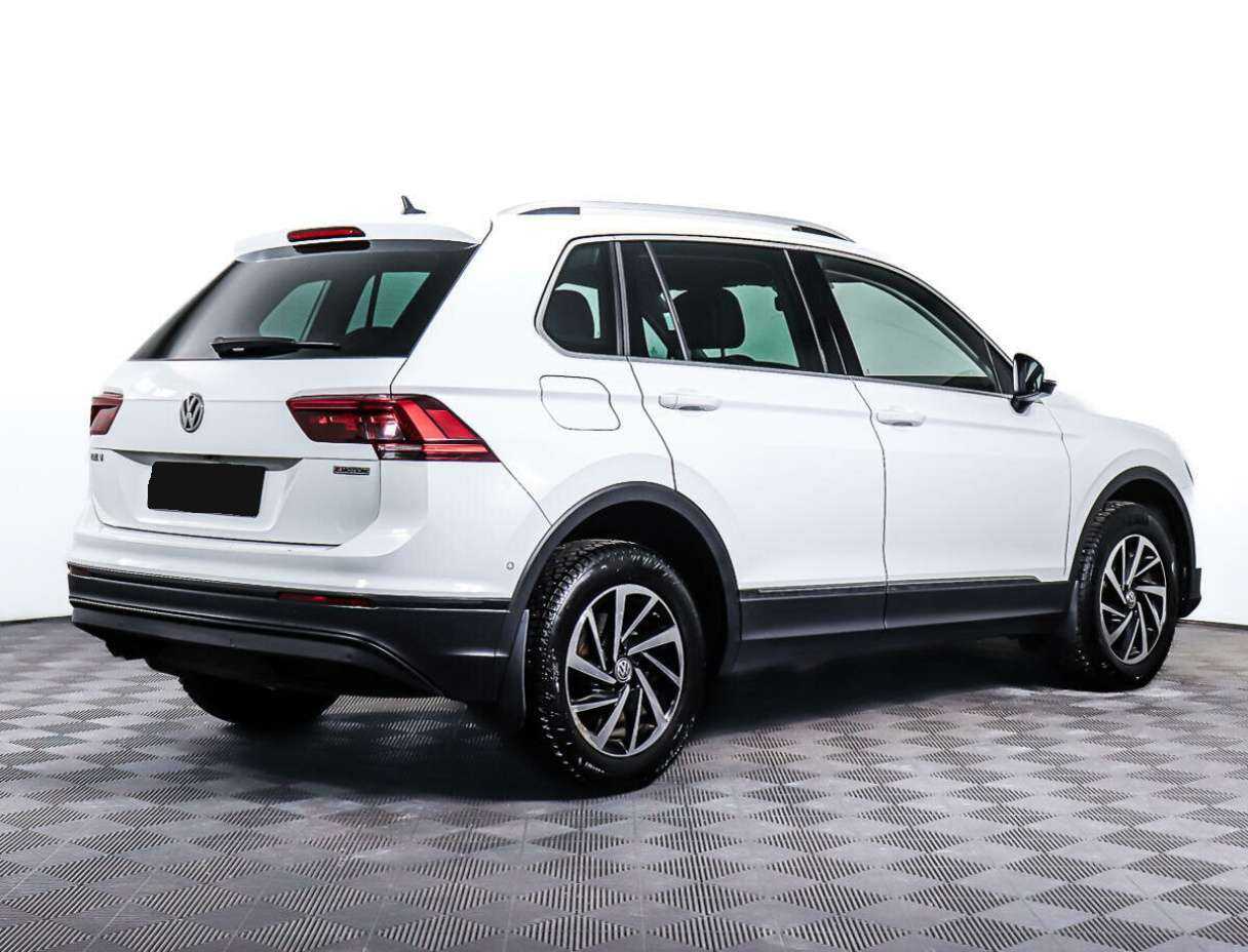 Volkswagen Tiguan с пробегом — 2018 год. Фото: #4
