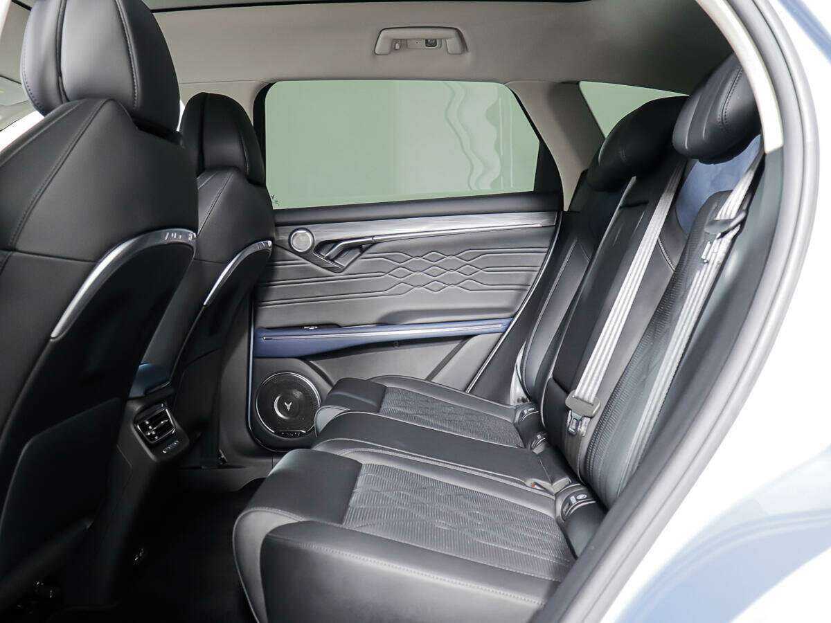 Voyah Free с пробегом — 2021 год. Фото: #9