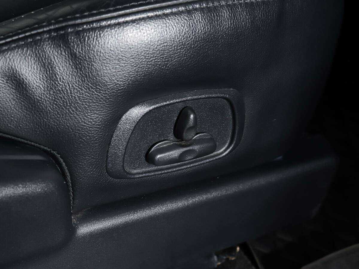 Mitsubishi Pajero с пробегом — 2010 год. Фото: #15