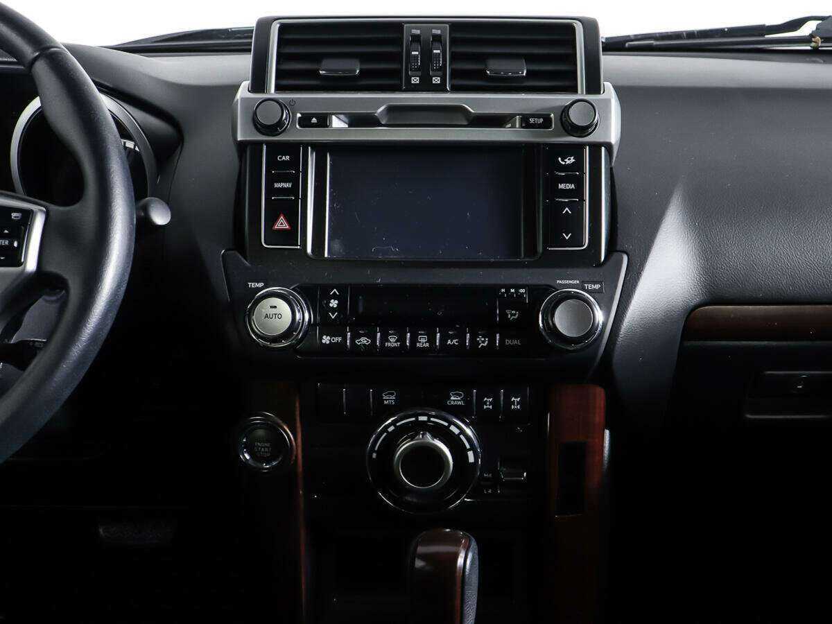 Toyota Land Cruiser Prado с пробегом — 2015 год. Фото: #11