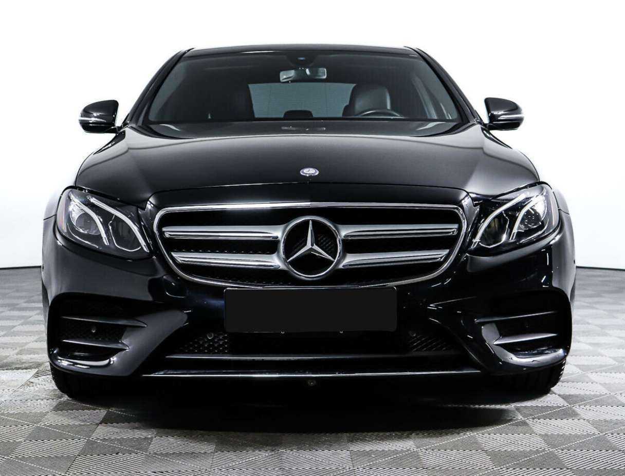 Mercedes-Benz E-Класс с пробегом — 2016 год. Фото: #1