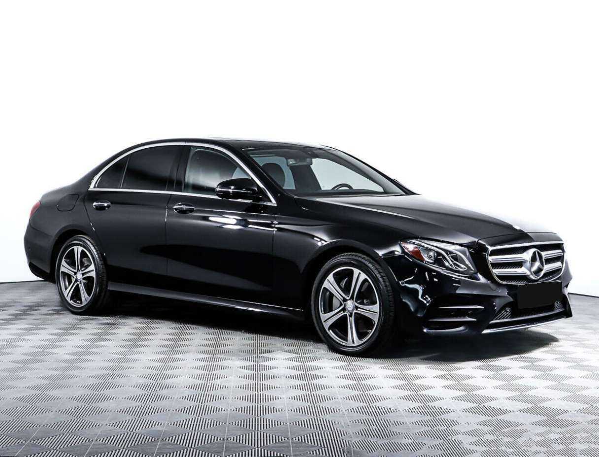 Mercedes-Benz E-Класс с пробегом — 2016 год. Фото: #2