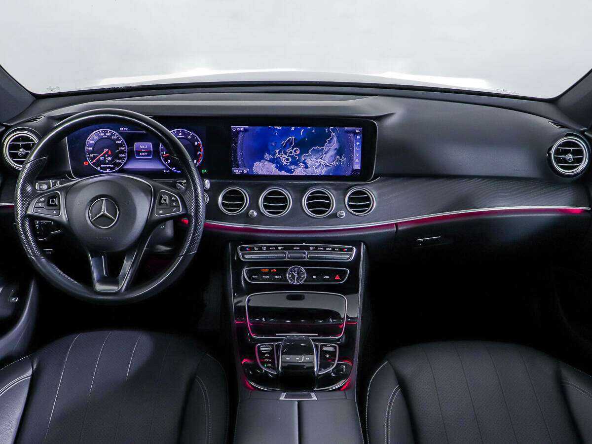 Mercedes-Benz E-Класс с пробегом — 2016 год. Фото: #9