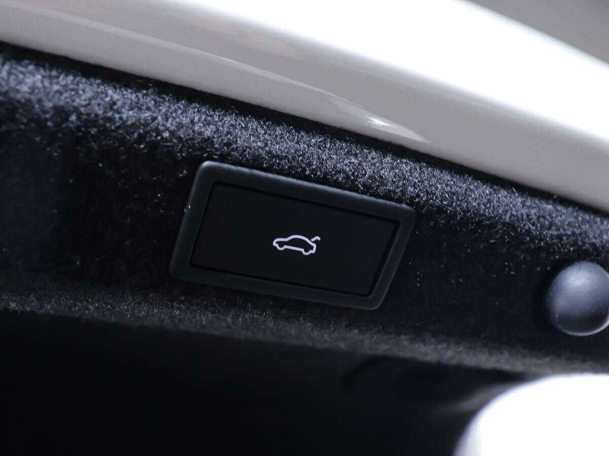 Skoda Superb с пробегом — 2023 год. Фото: #13