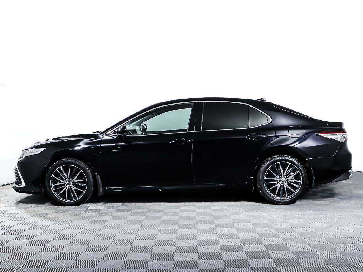 Toyota Camry с пробегом — 2022 год. Фото: #6