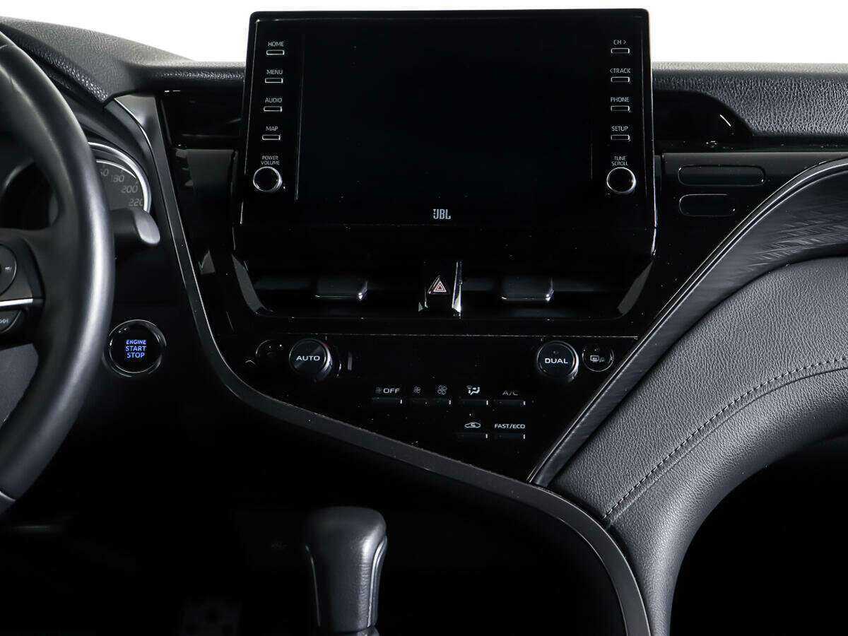 Toyota Camry с пробегом — 2022 год. Фото: #9