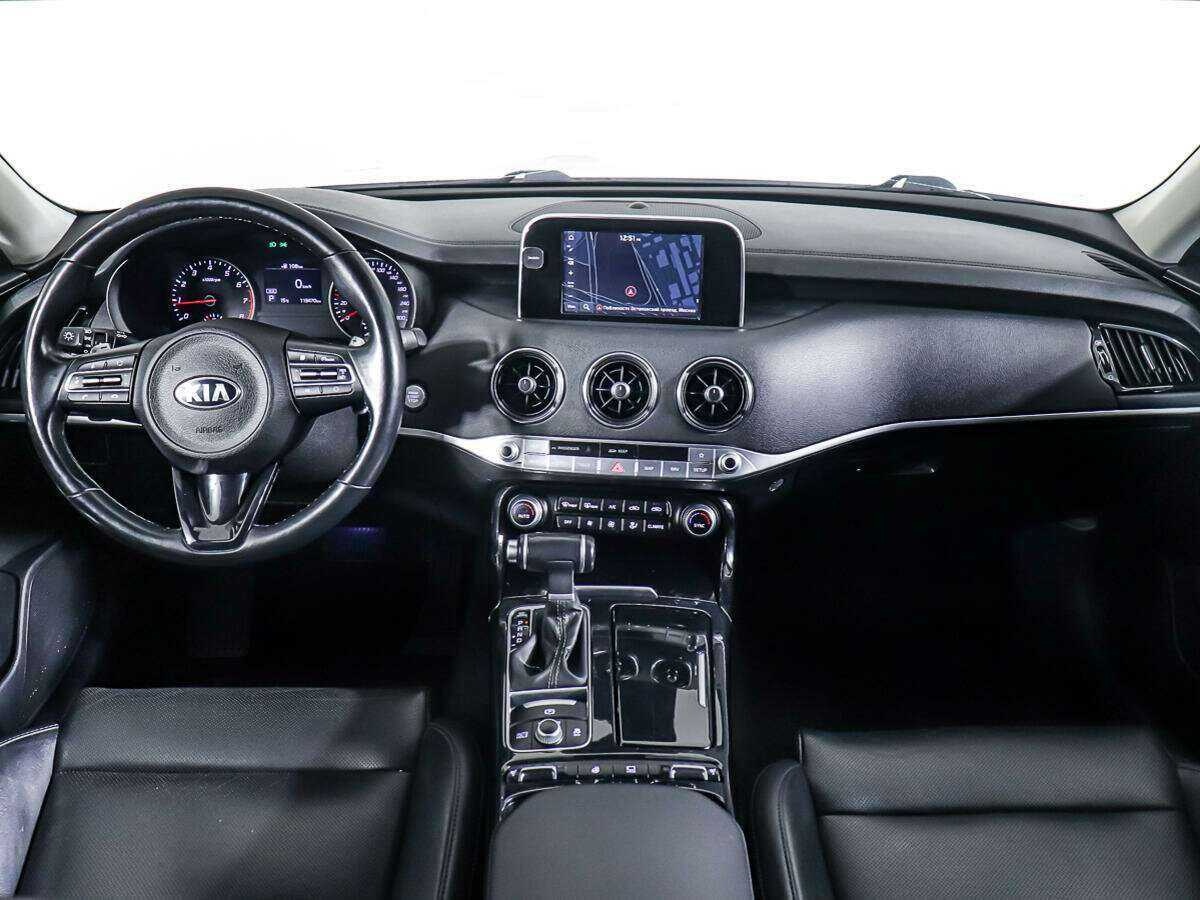 Kia Stinger с пробегом — 2019 год. Фото: #10