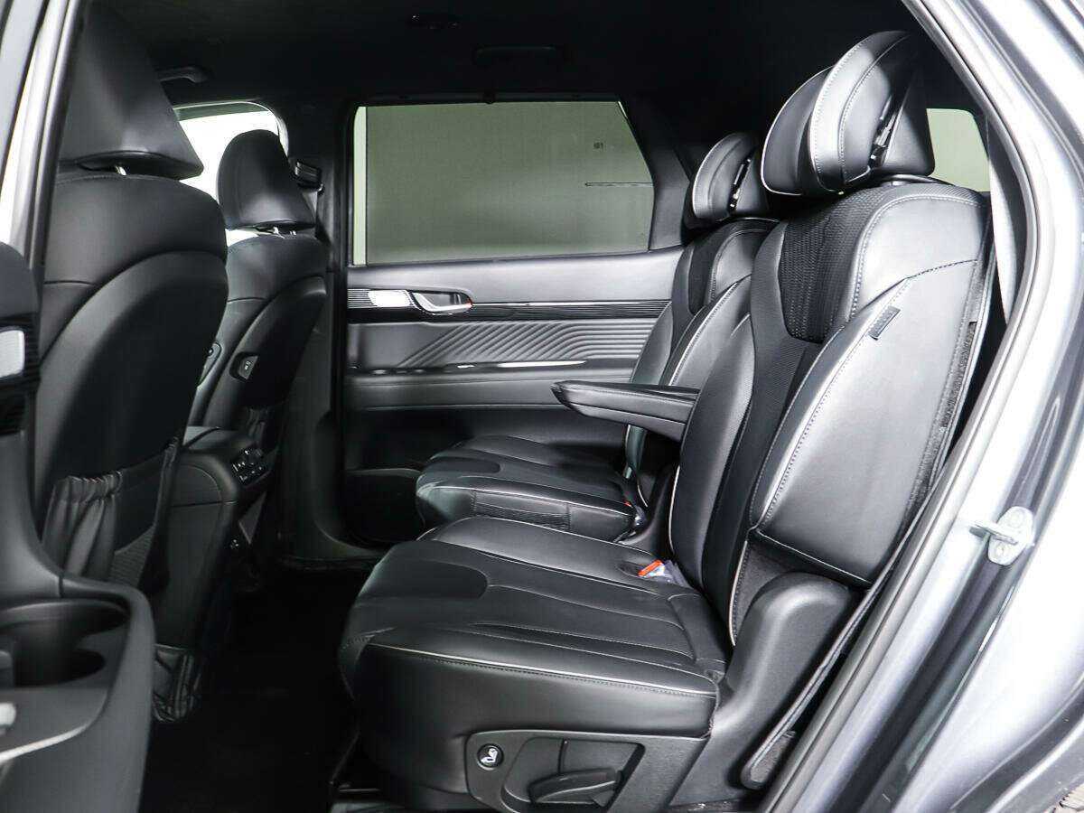 Hyundai Palisade с пробегом — 2022 год. Фото: #9