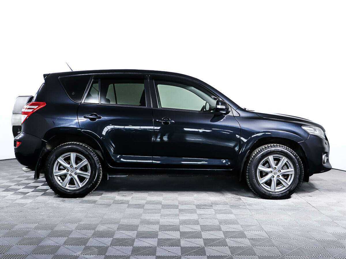 Toyota RAV4 с пробегом — 2011 год. Фото: #3
