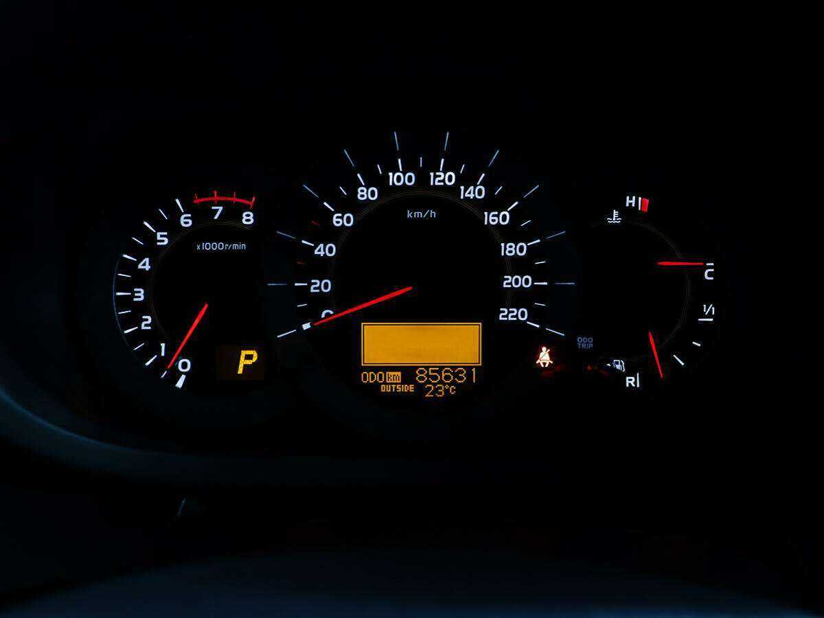 Toyota RAV4 с пробегом — 2011 год. Фото: #13