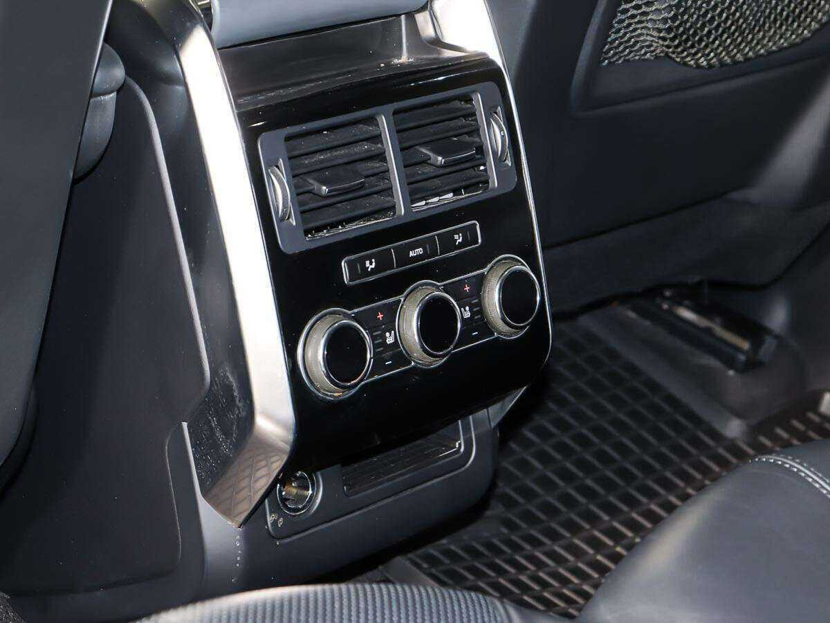 Land Rover Range Rover Sport с пробегом — 2013 год. Фото: #19