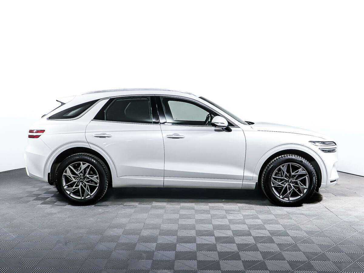 Genesis GV70 с пробегом — 2021 год. Фото: #3