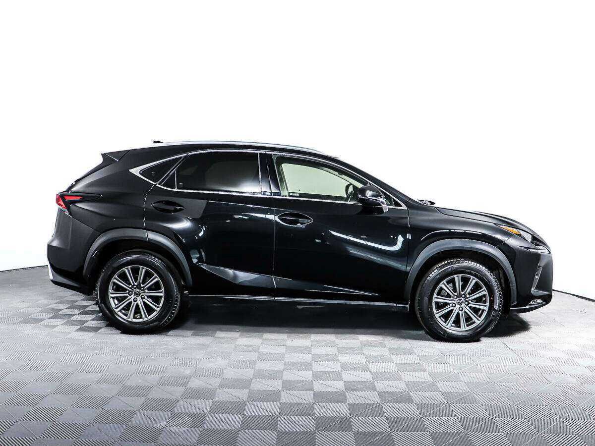 Lexus NX с пробегом — 2019 год. Фото: #3