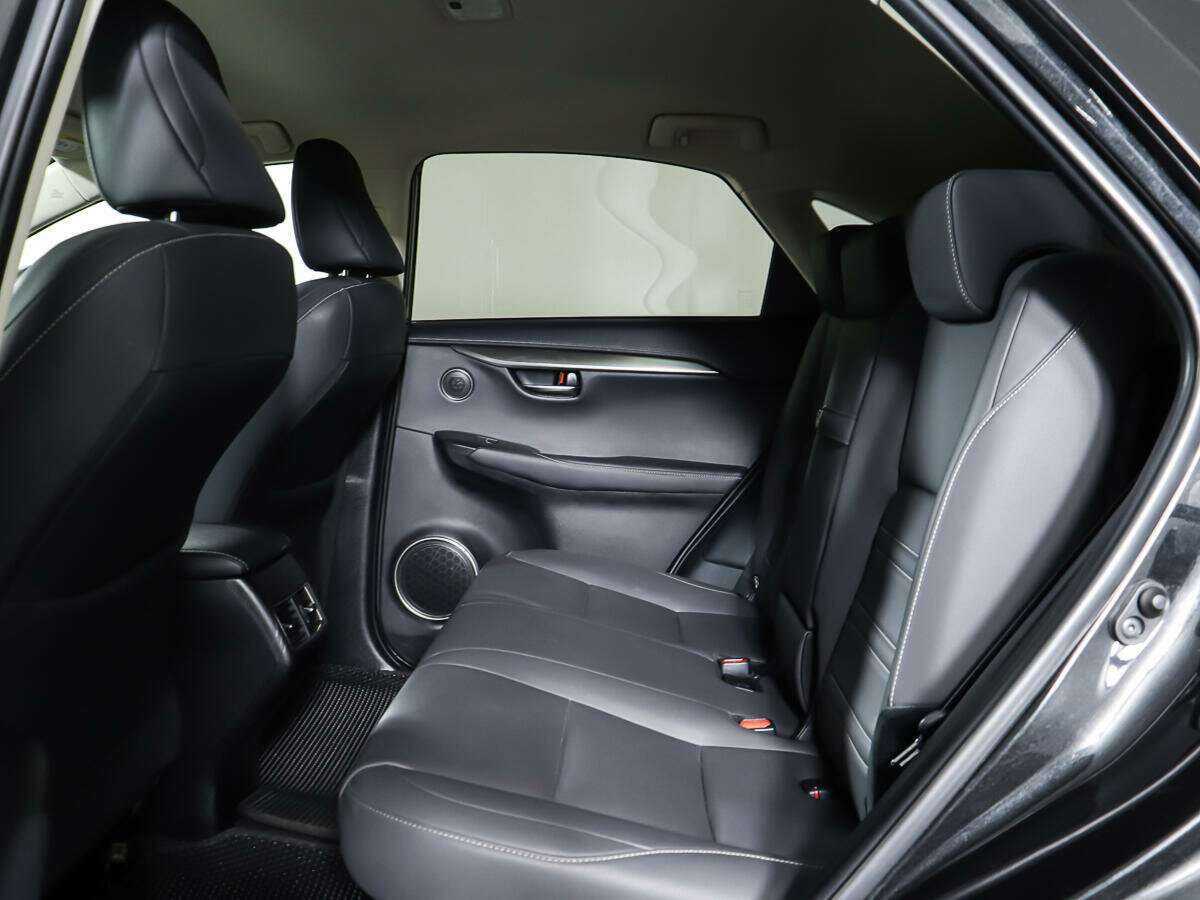 Lexus NX с пробегом — 2019 год. Фото: #9