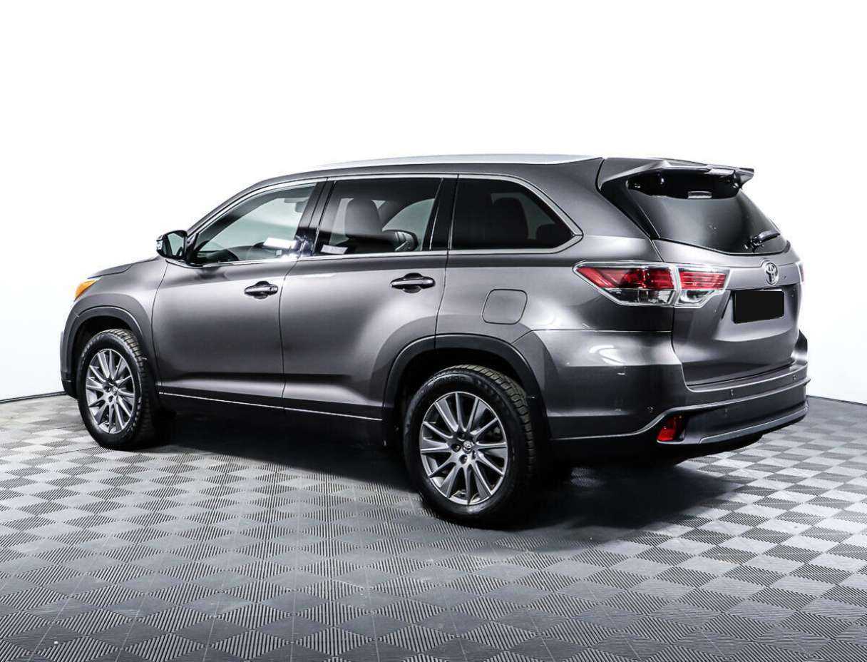 Toyota Highlander с пробегом — 2014 год. Фото: #4