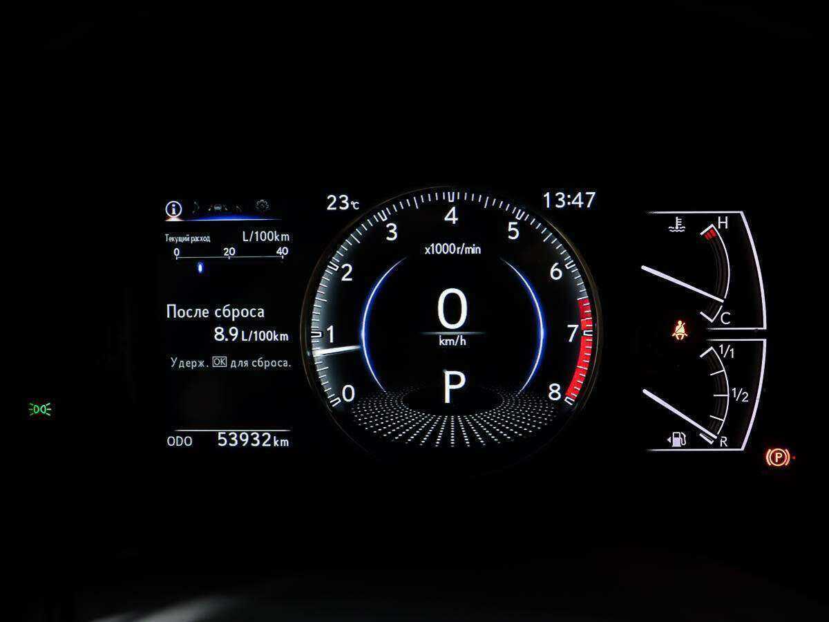 Lexus ES с пробегом — 2020 год. Фото: #13