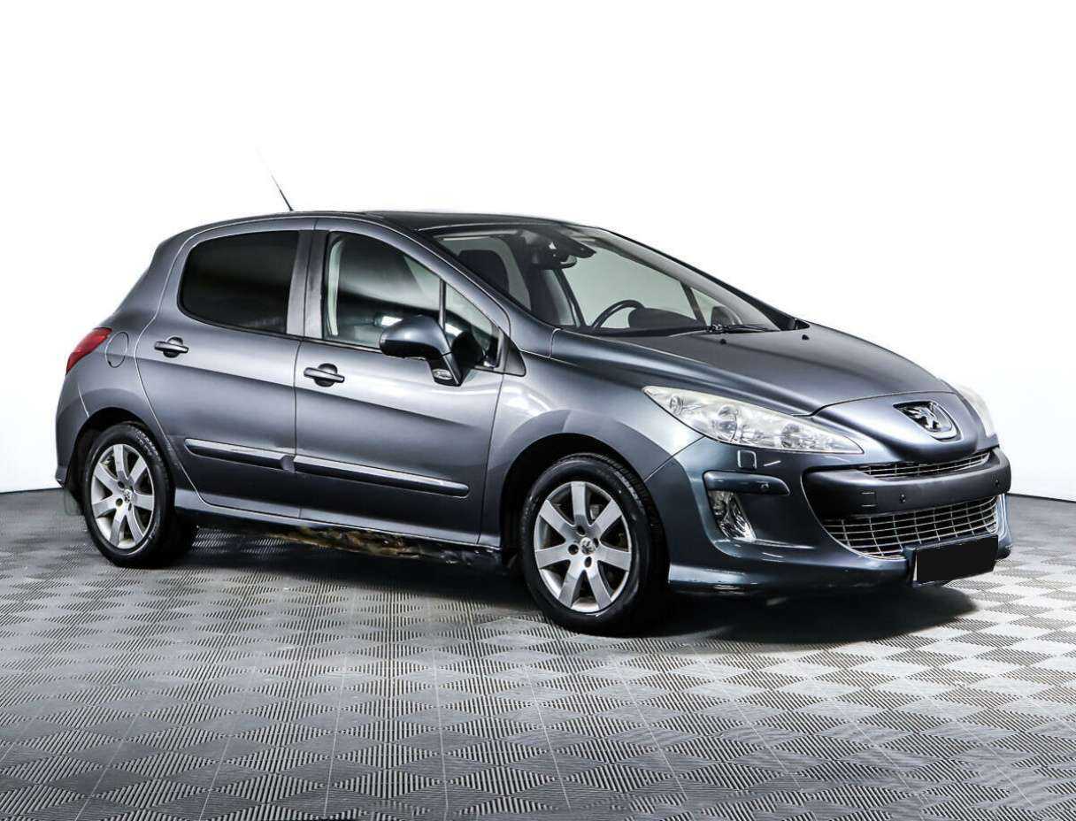 Peugeot 308 с пробегом — 2010 год. Фото: #1