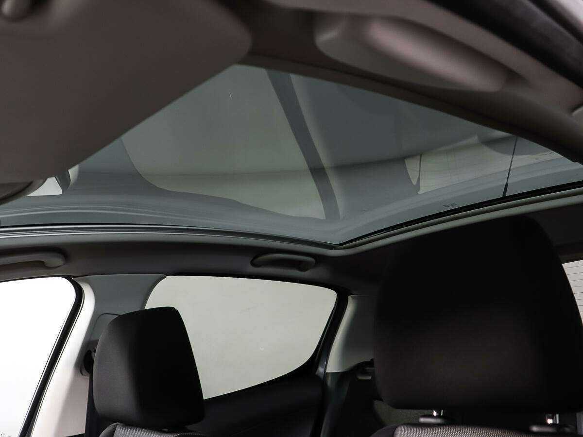 Peugeot 308 с пробегом — 2010 год. Фото: #17