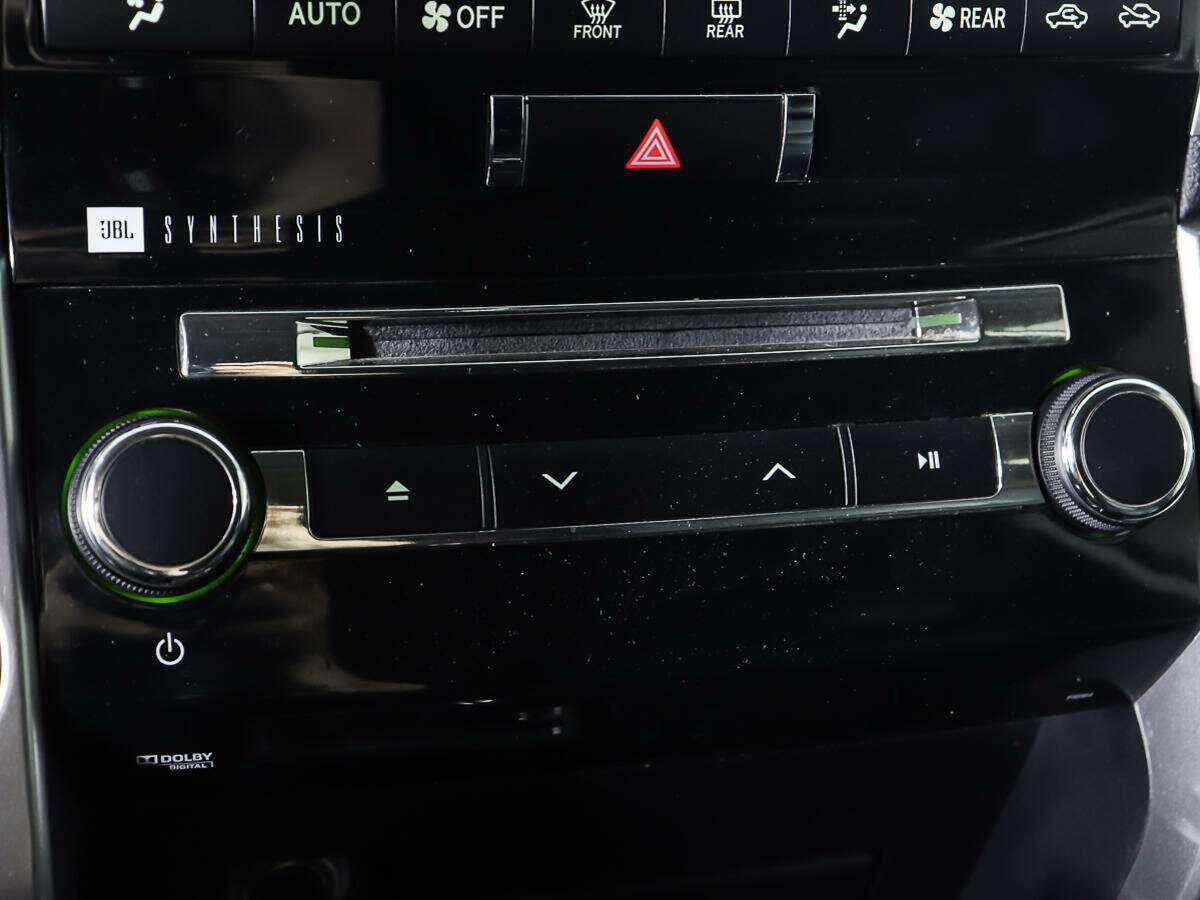 Toyota Land Cruiser с пробегом — 2012 год. Фото: #20