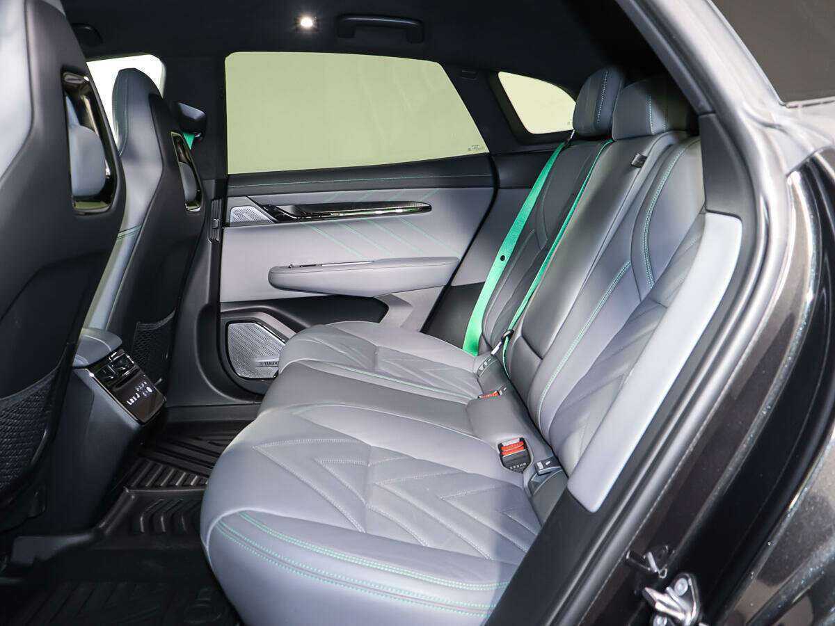 Zeekr 001 с пробегом — 2023 год. Фото: #9