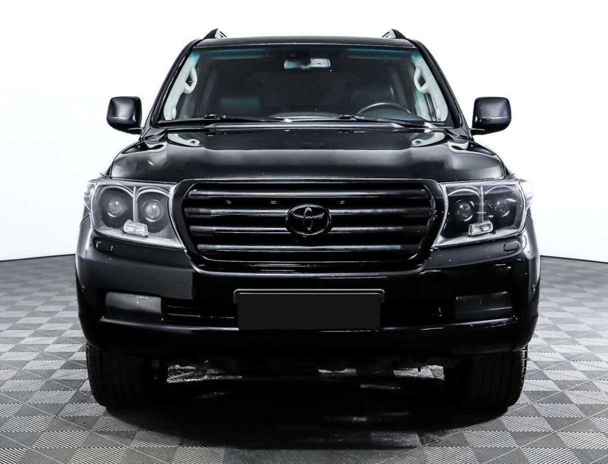 Toyota Land Cruiser с пробегом — 2011 год. Фото: #1