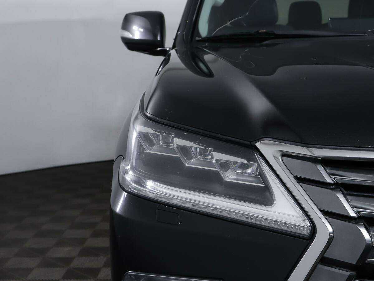 Lexus LX с пробегом — 2015 год. Фото: #25