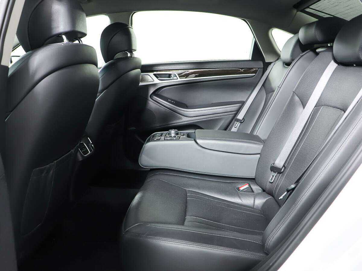 Genesis G80 с пробегом — 2017 год. Фото: #11