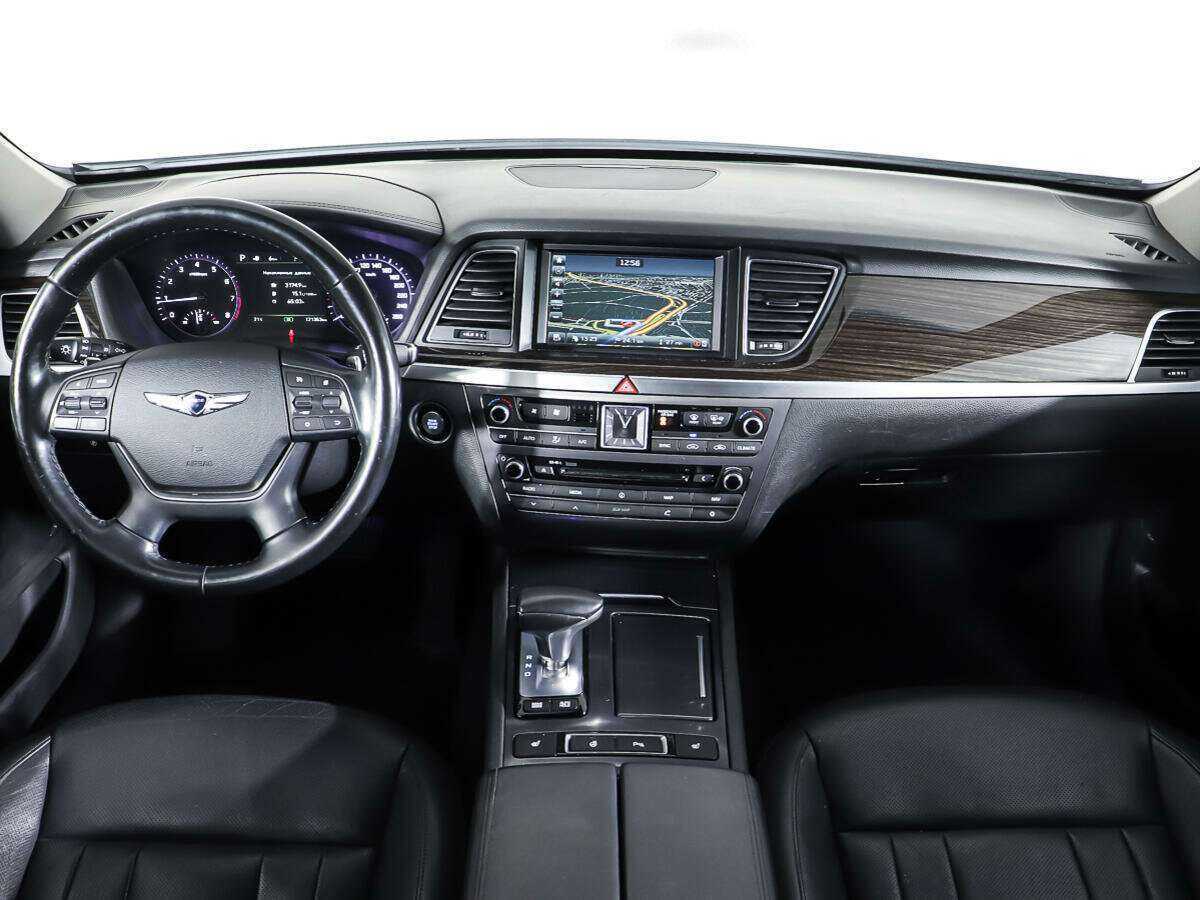Genesis G80 с пробегом — 2017 год. Фото: #12