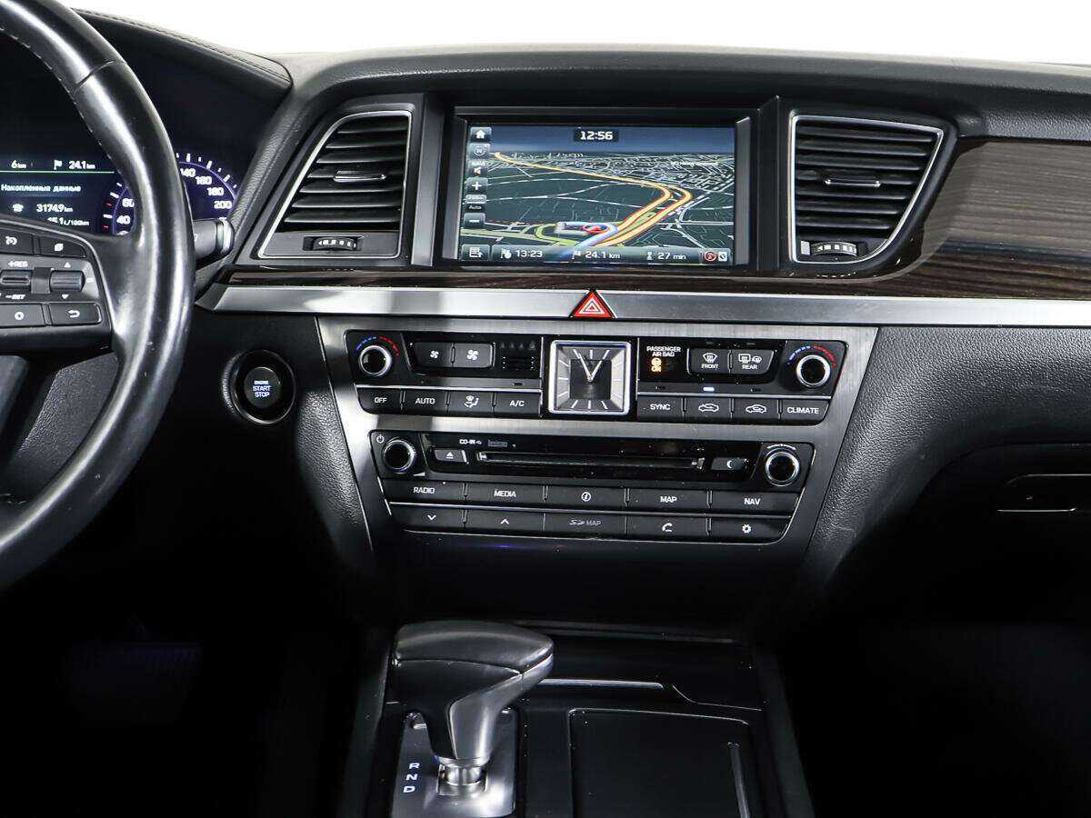 Genesis G80 с пробегом — 2017 год. Фото: #13