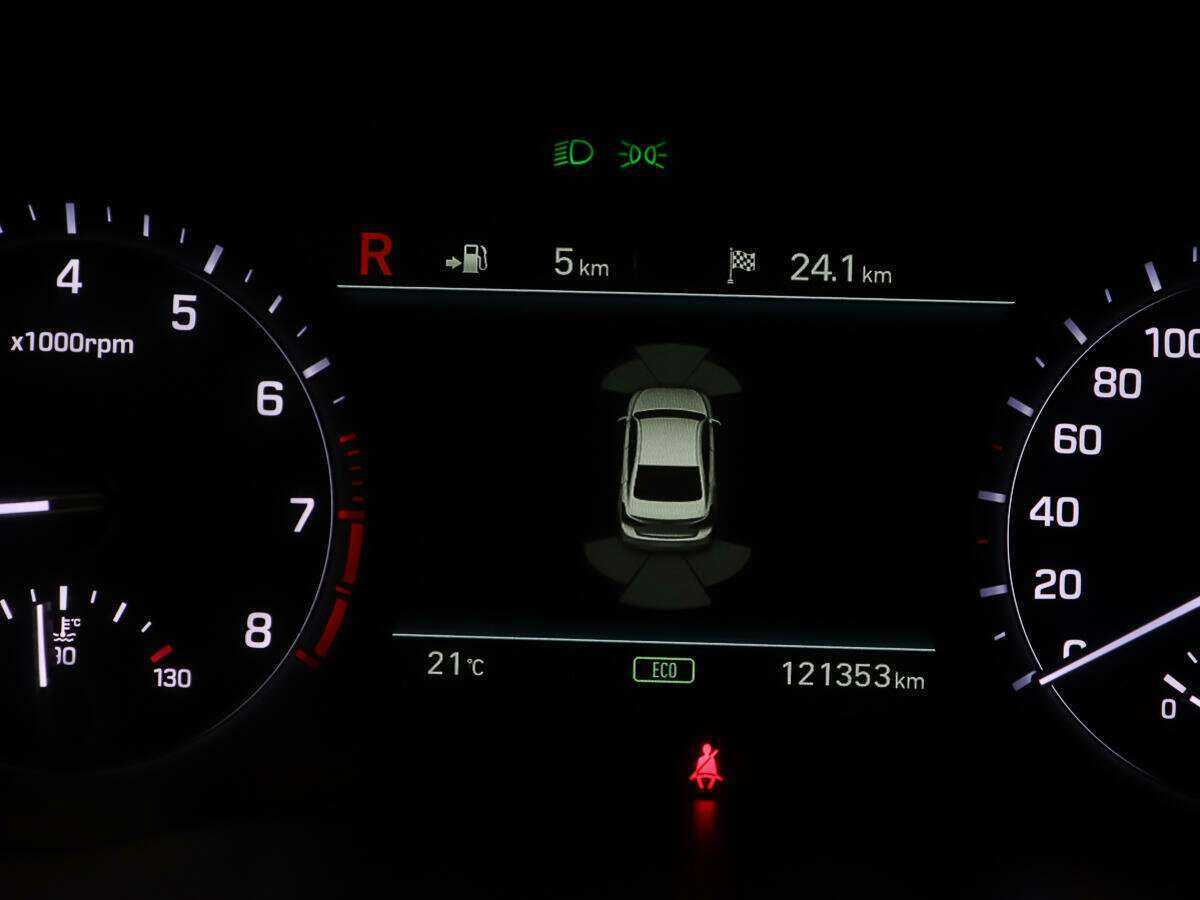 Genesis G80 с пробегом — 2017 год. Фото: #22