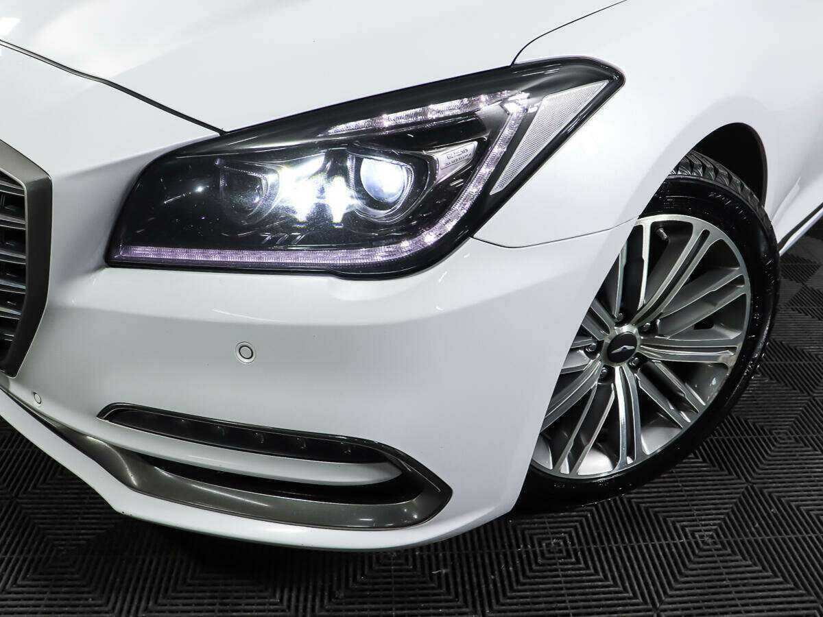 Genesis G80 с пробегом — 2017 год. Фото: #25