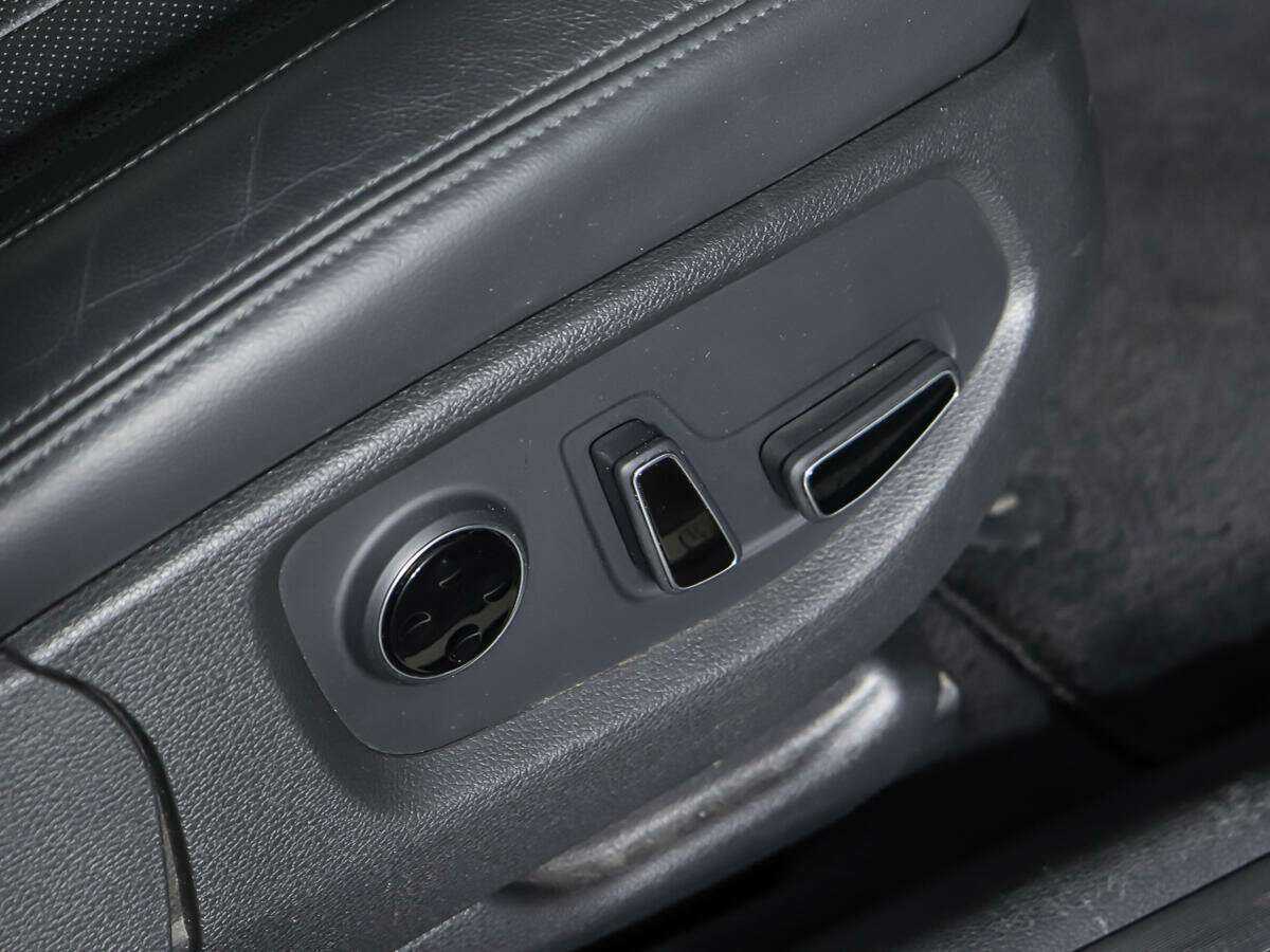 Genesis G80 с пробегом — 2017 год. Фото: #27