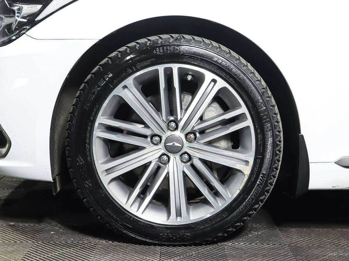 Genesis G80 с пробегом — 2017 год. Фото: #32