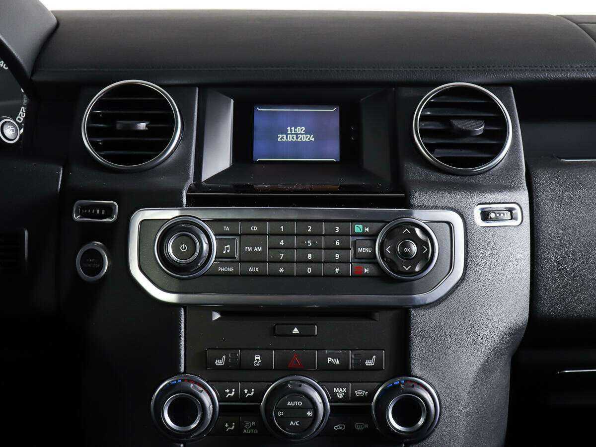 Land Rover Discovery с пробегом — 2010 год. Фото: #12