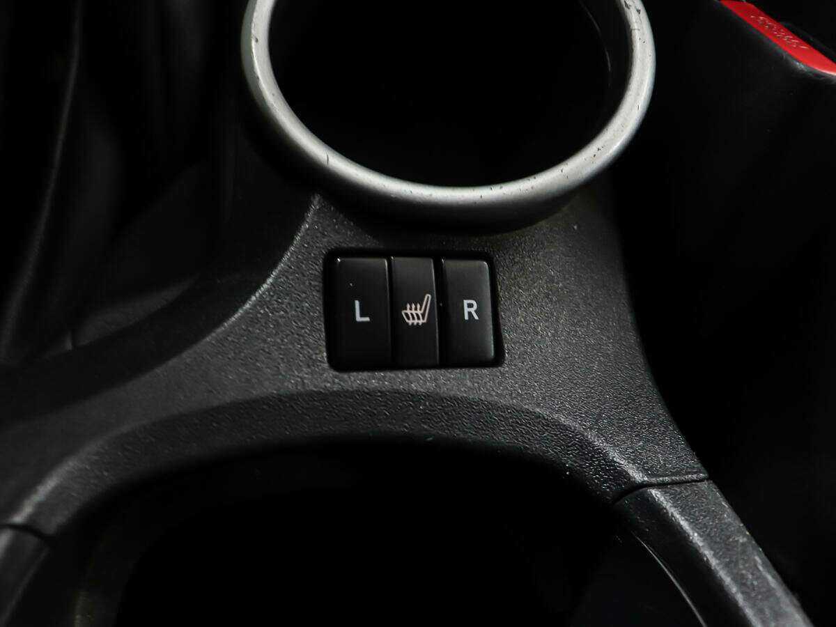 Toyota Verso с пробегом — 2011 год. Фото: #16