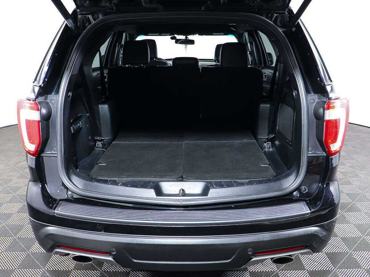 Ford Explorer с пробегом — 2018 год. Фото: #8