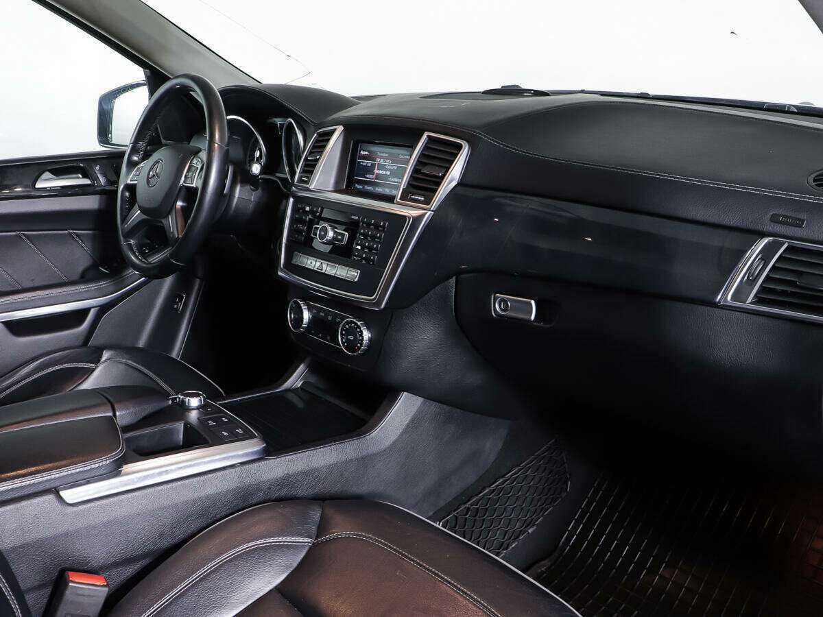 Mercedes-Benz GL-Класс с пробегом — 2013 год. Фото: #8