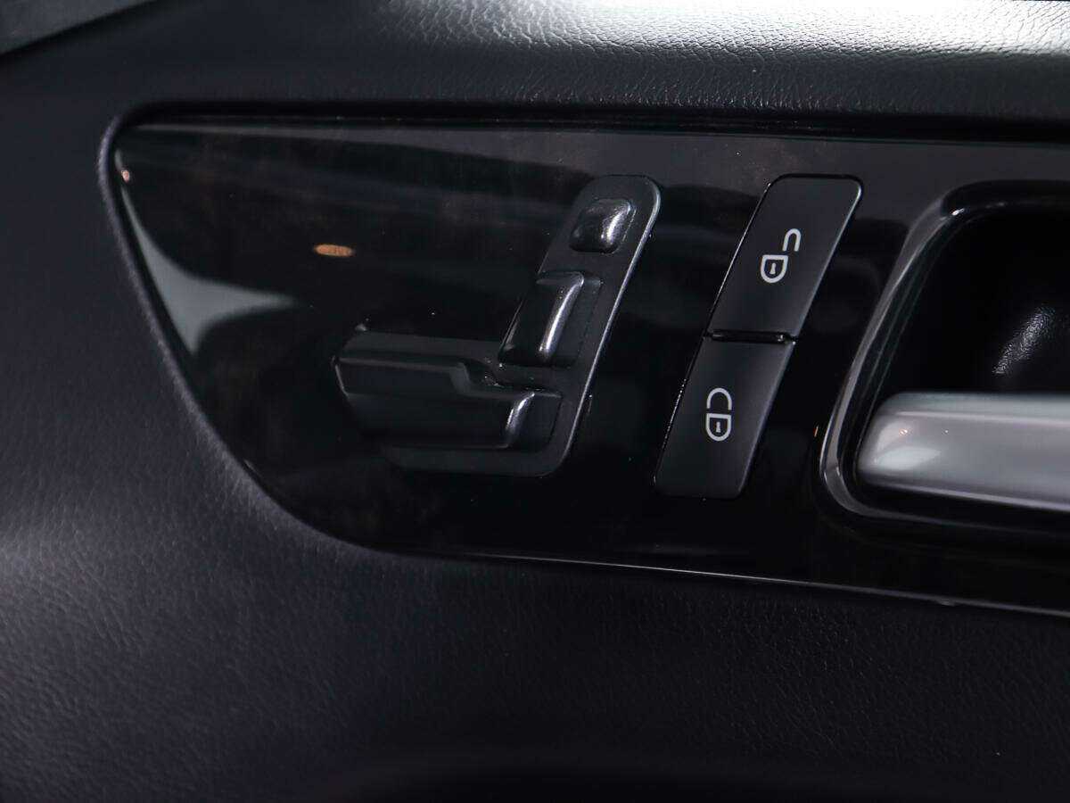 Mercedes-Benz GL-Класс с пробегом — 2013 год. Фото: #16