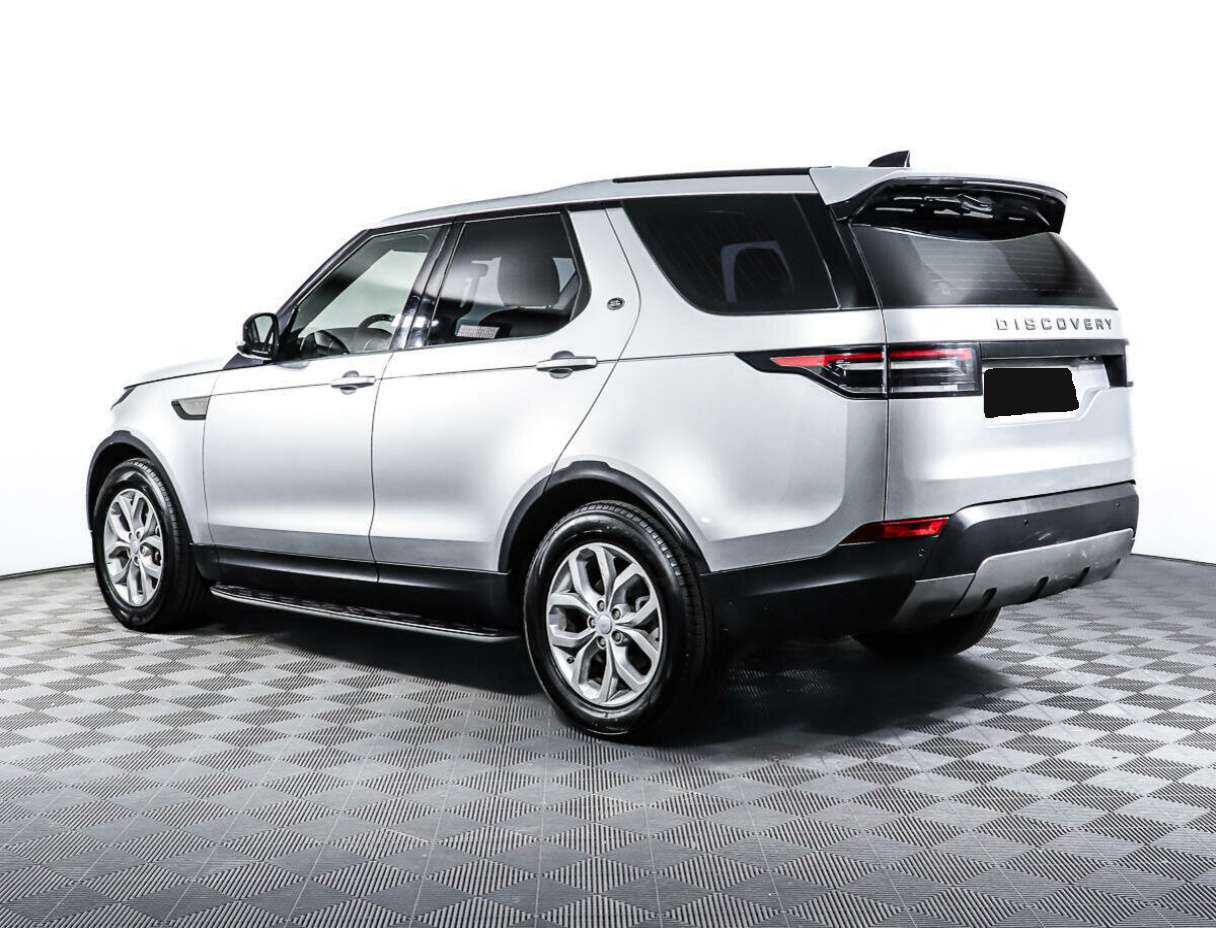 Land Rover Discovery с пробегом — 2018 год. Фото: #6