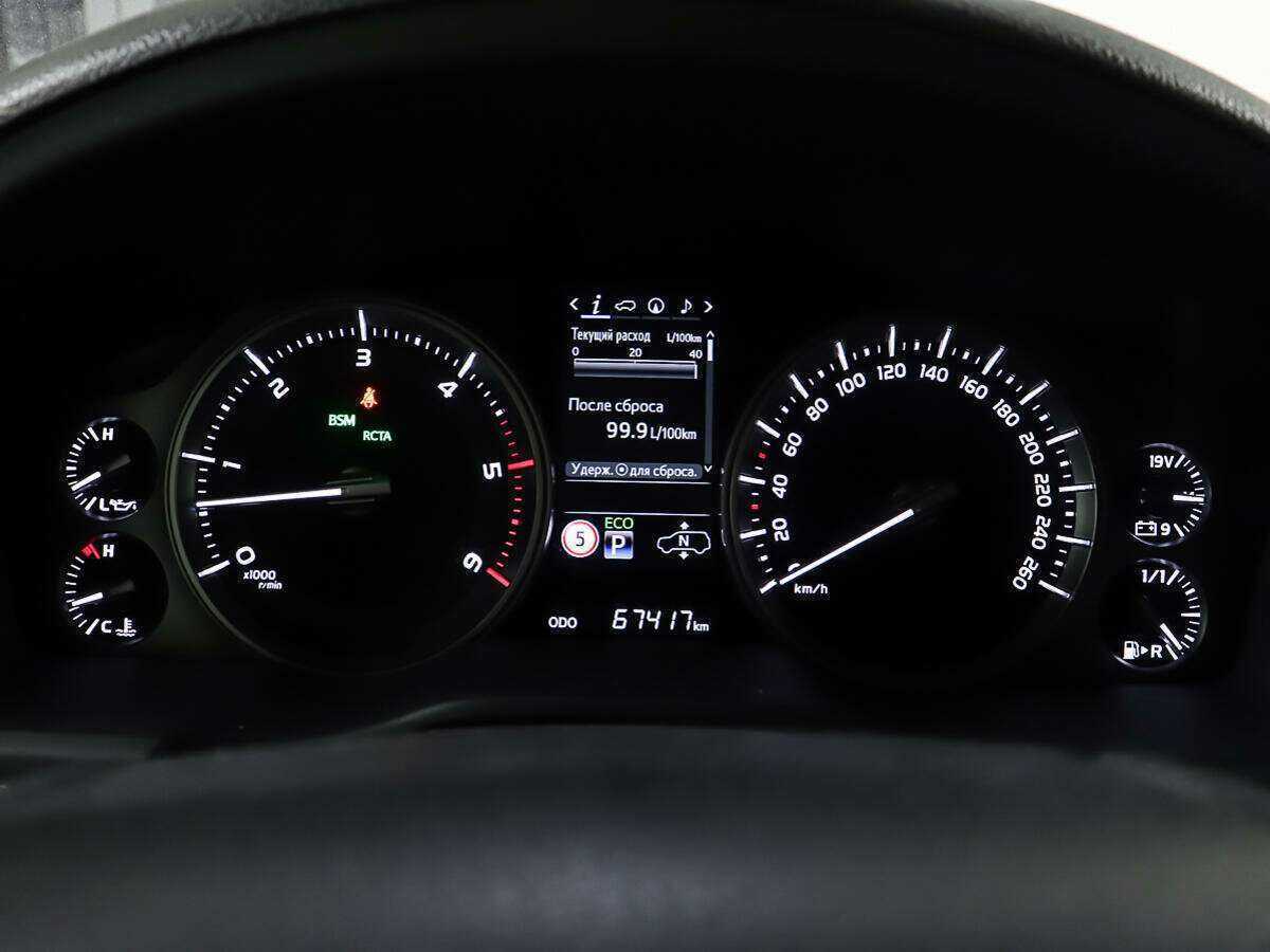 Toyota Land Cruiser с пробегом — 2016 год. Фото: #15