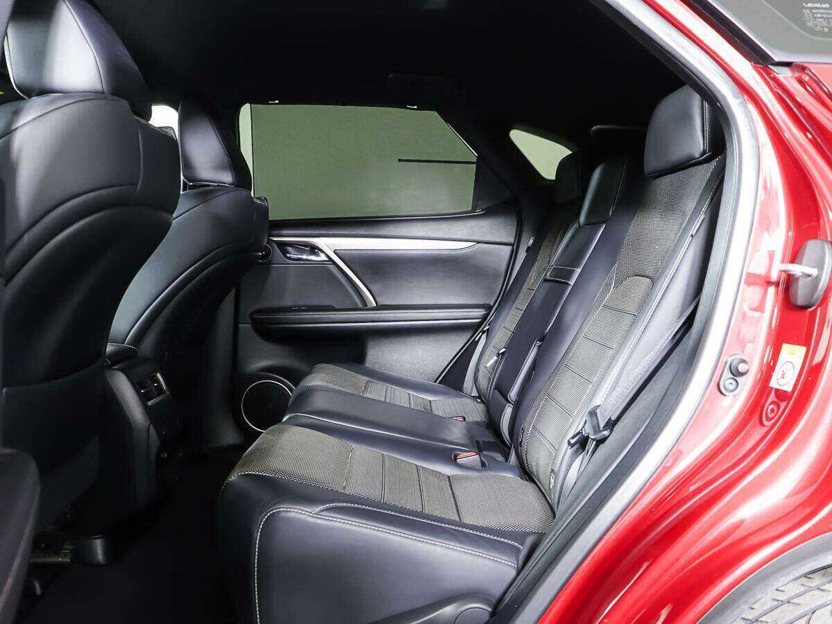 Lexus RX с пробегом — 2016 год. Фото: #9