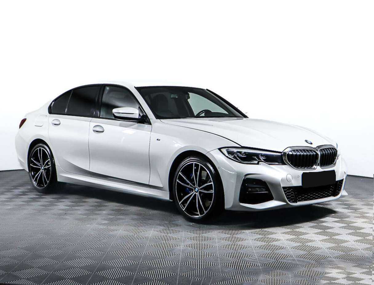 BMW 3 серии с пробегом — 2019 год. Фото: #2