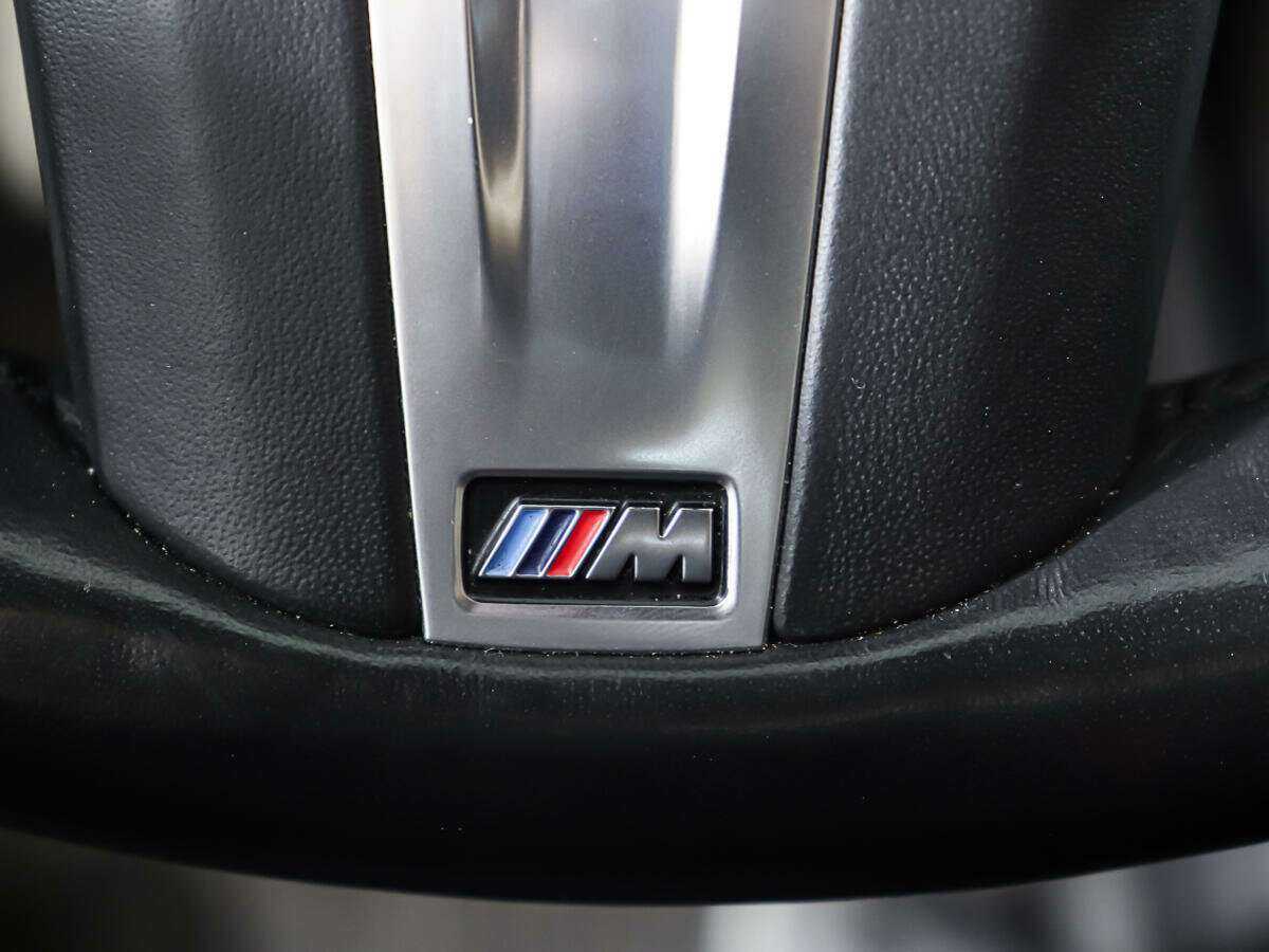 BMW 3 серии с пробегом — 2019 год. Фото: #17