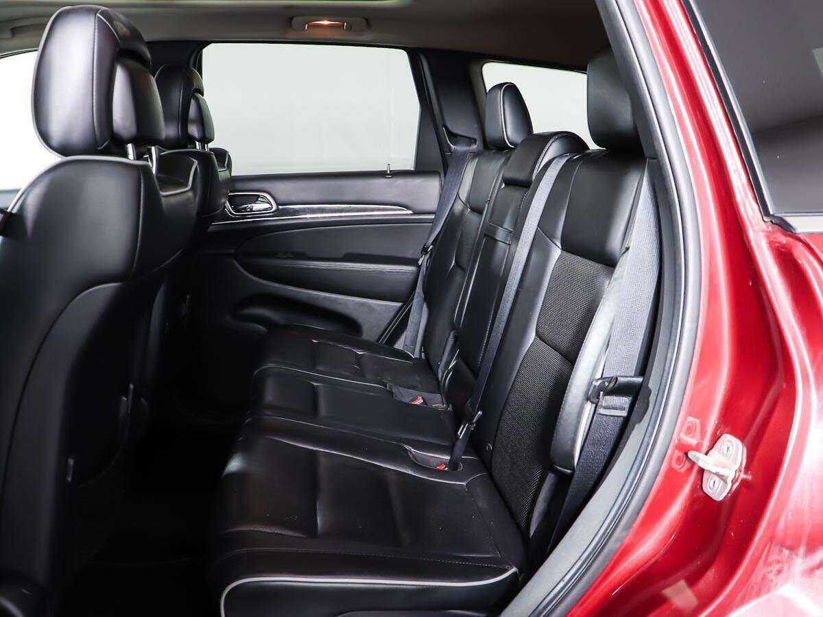 Jeep Grand Cherokee с пробегом — 2012 год. Фото: #9