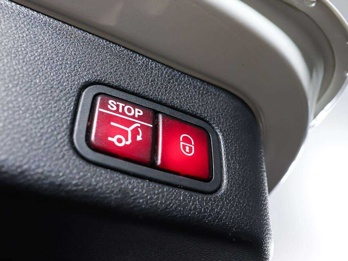 Mercedes-Benz GLE с пробегом — 2015 год. Фото: #17