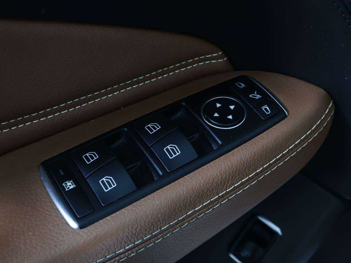 Mercedes-Benz GLE с пробегом — 2015 год. Фото: #18