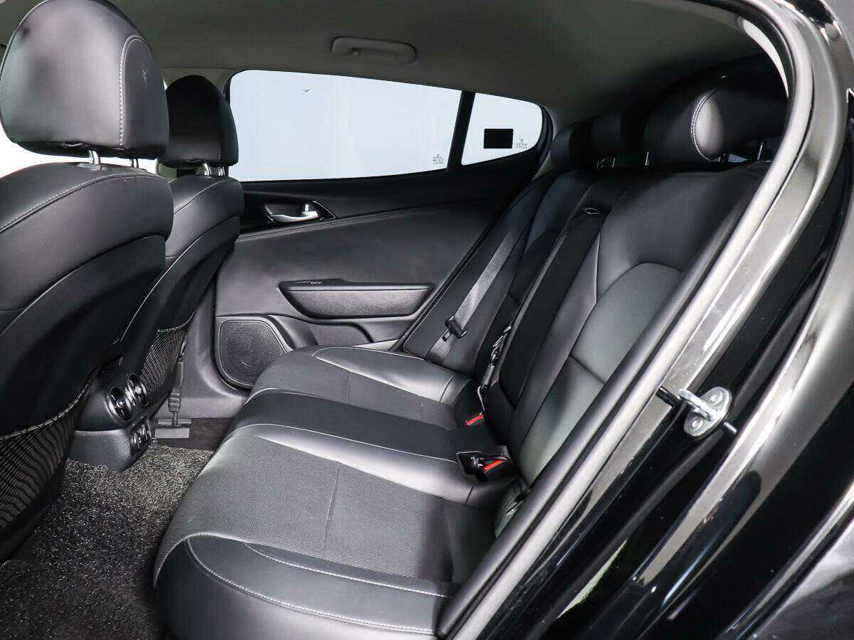 Kia Stinger с пробегом — 2019 год. Фото: #9