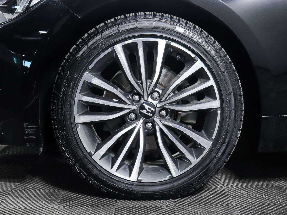 Kia Stinger с пробегом — 2019 год. Фото: #16