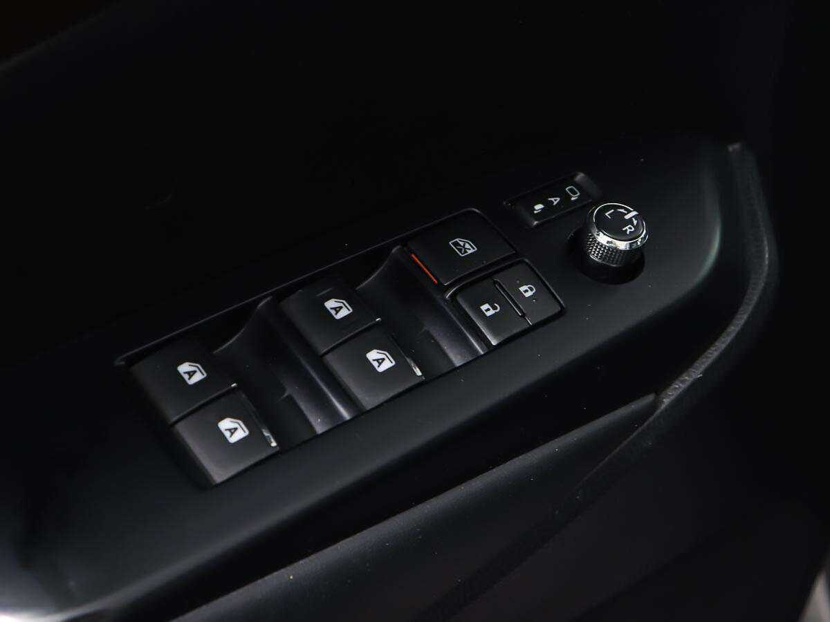 Toyota Highlander с пробегом — 2014 год. Фото: #21